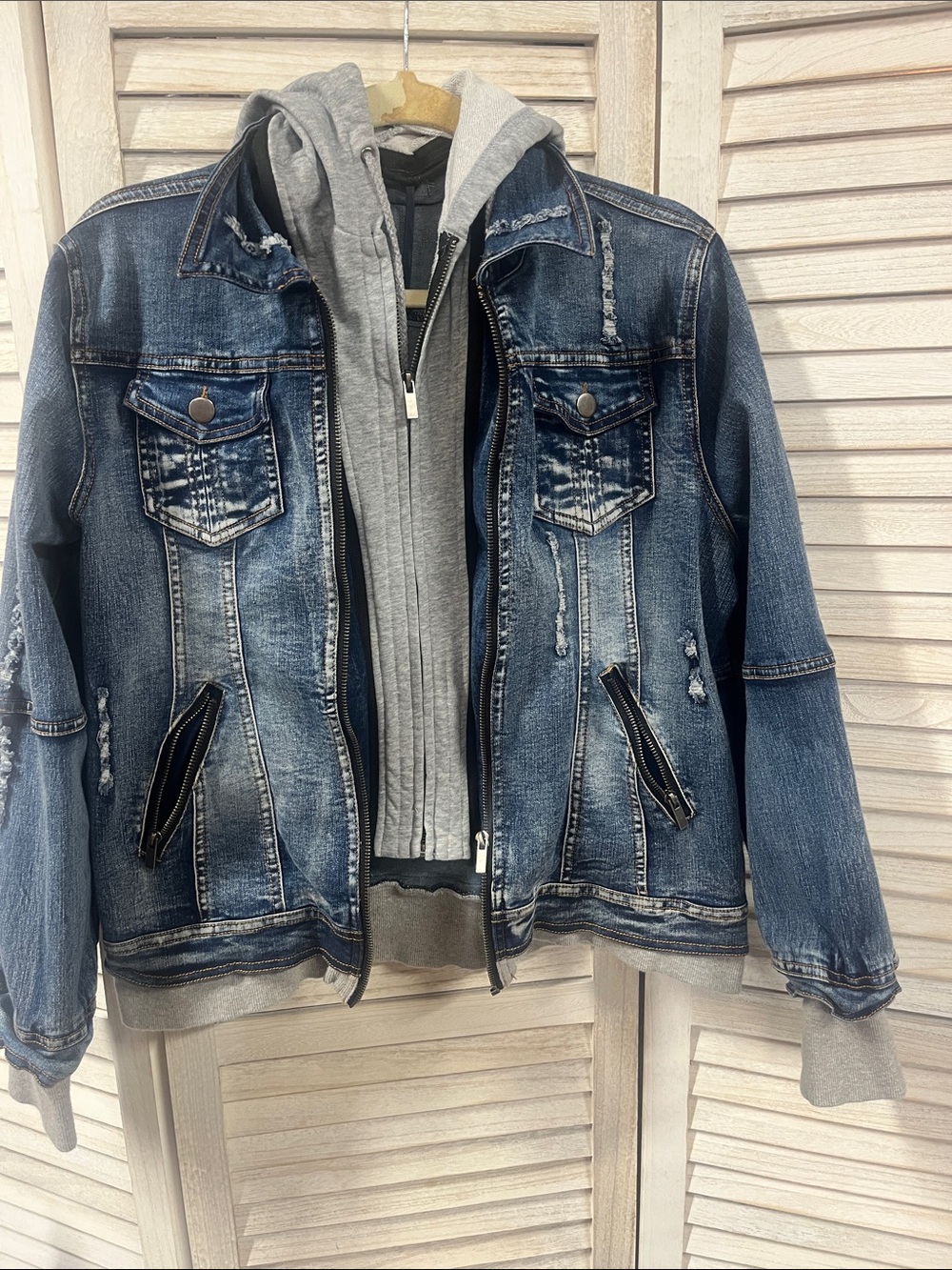Magnolia Boutique Layered Denim Jacket Gray Hoodie Distressed Zip Front XL